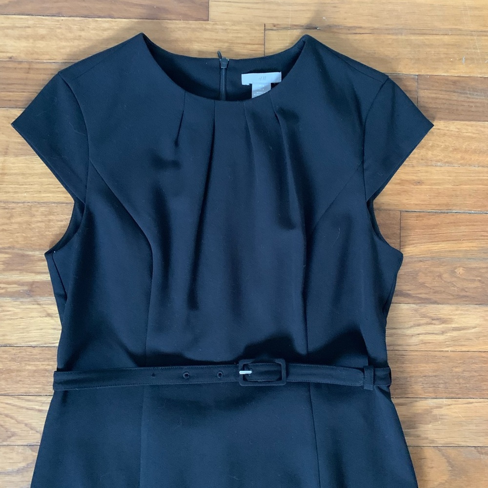 H&M DRESS - Picture 8 of 8